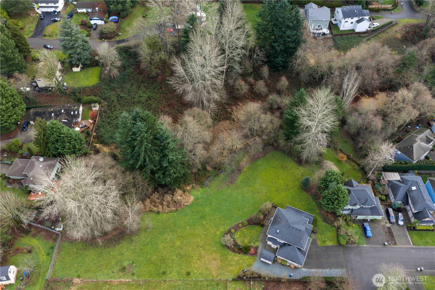 12612 Southeast 261st Street Kent, WA 98030 - Photo 34 of 40