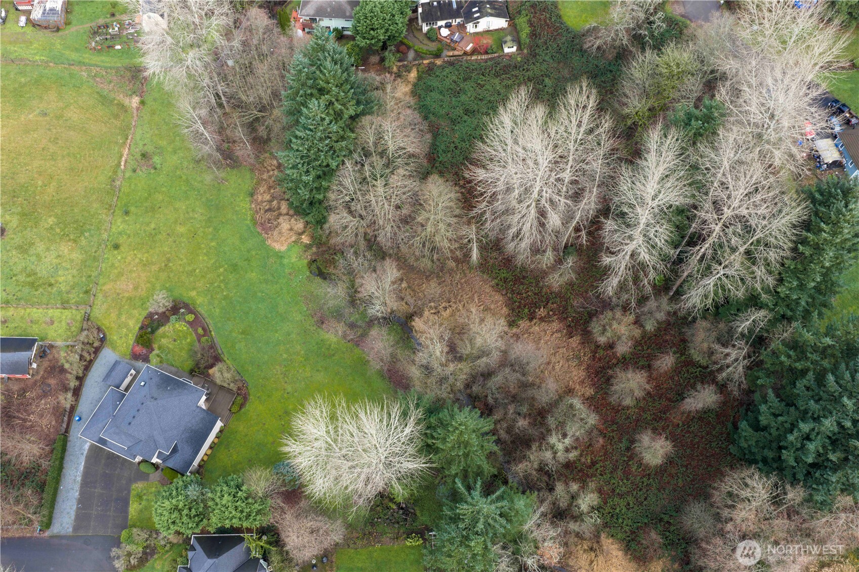 12612 Southeast 261st Street Kent, WA 98030 - Photo 36 of 40