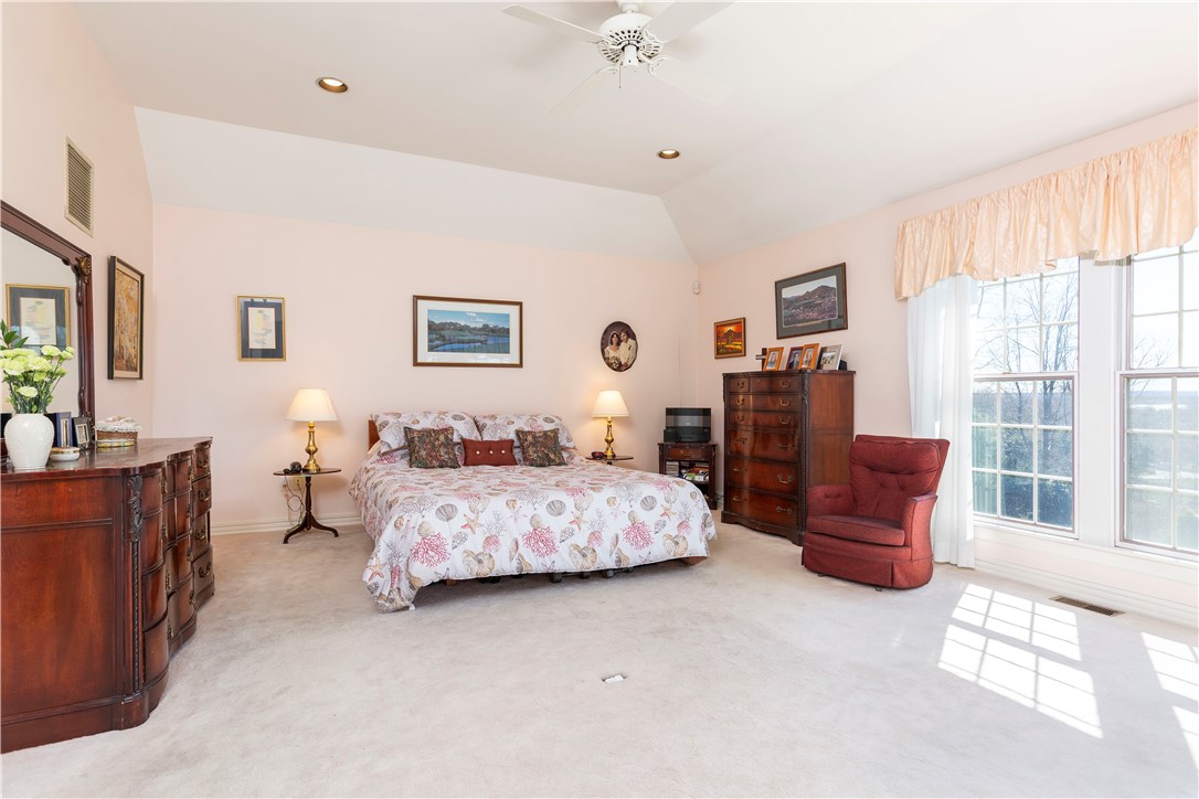 23 Port Circle Warwick, RI 02889 - Photo 12 of 14
