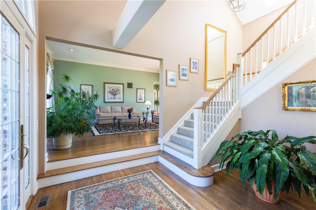 23 Port Circle Warwick, RI 02889 - Photo 4 of 14