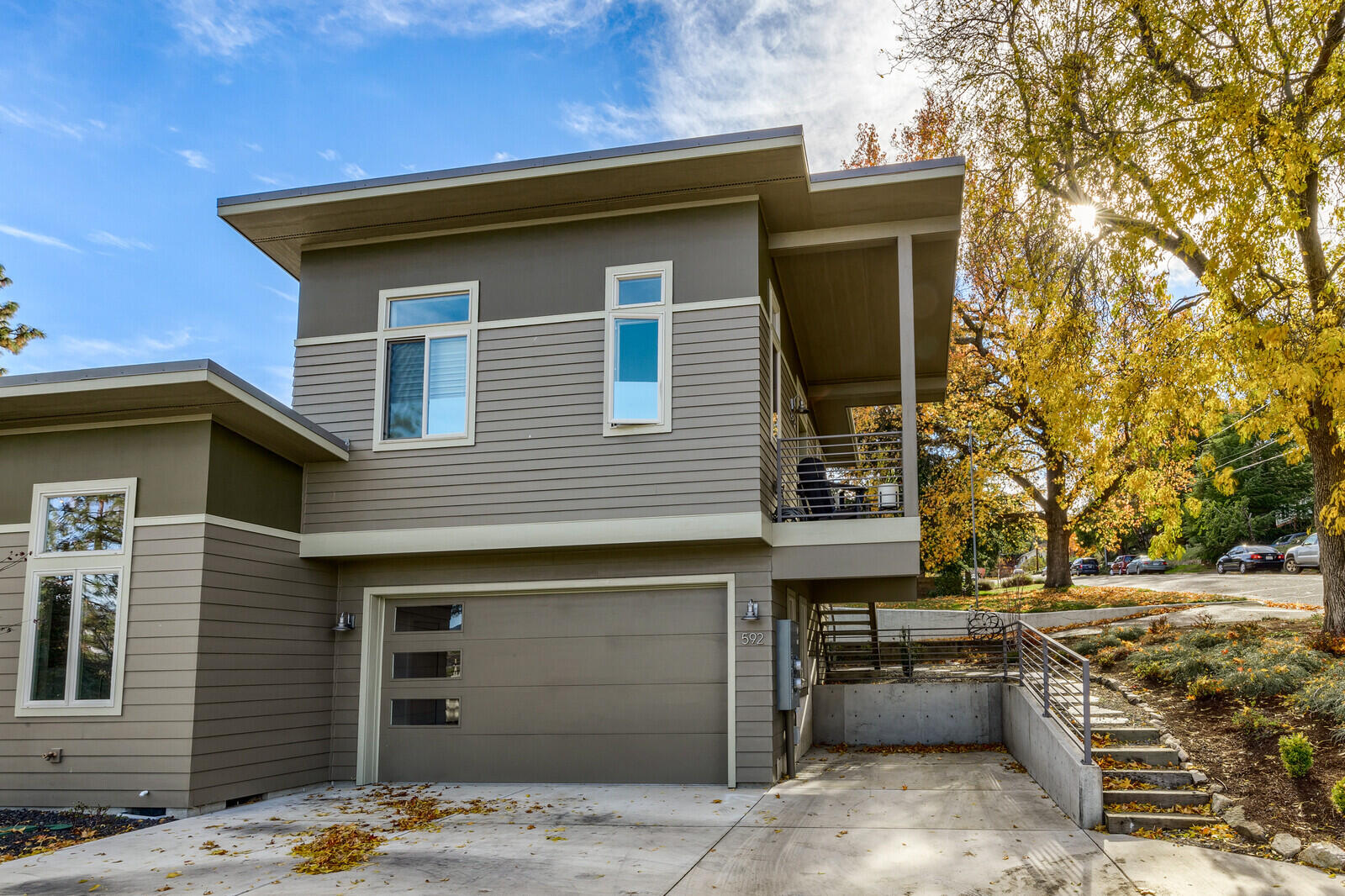 592-594 Roca Street Ashland, OR 97520 - Photo 4 of 43 06_RS_6_mls