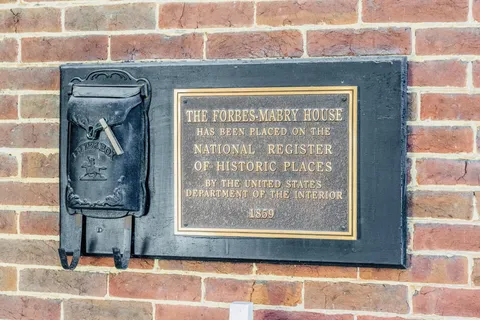 $799,999 | 607 North 2nd Street, Clarksville, TN 37040