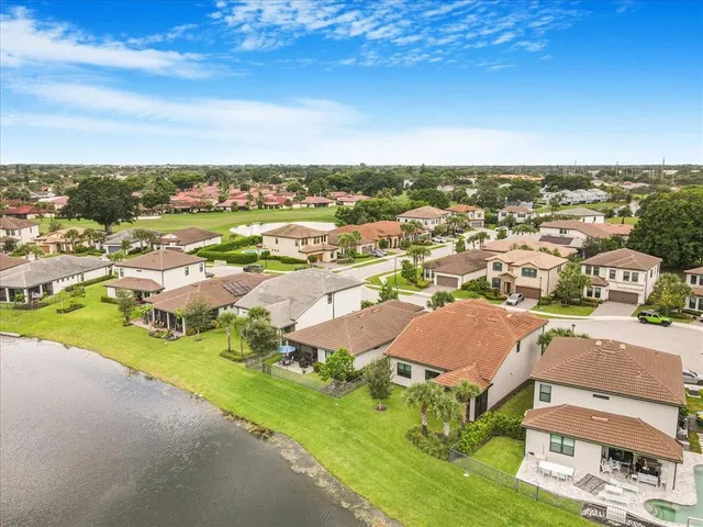 $665,900 | 8258 Northwest 79th Avenue, Tamarac, FL 33321