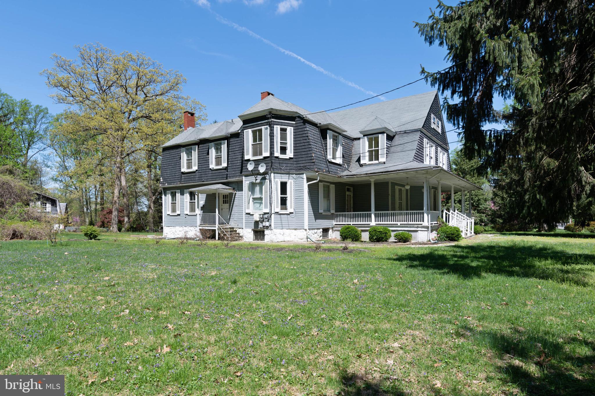 600 Sudbrook Road Baltimore, MD 21208 - Photo 2 of 49 Side View of property