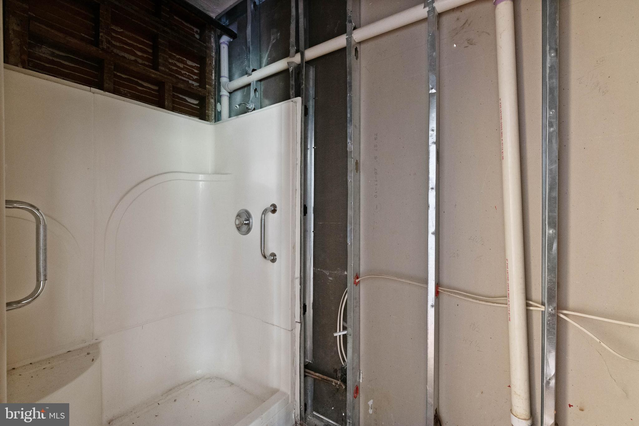 600 Sudbrook Road Baltimore, MD 21208 - Photo 12 of 49 Bathroom