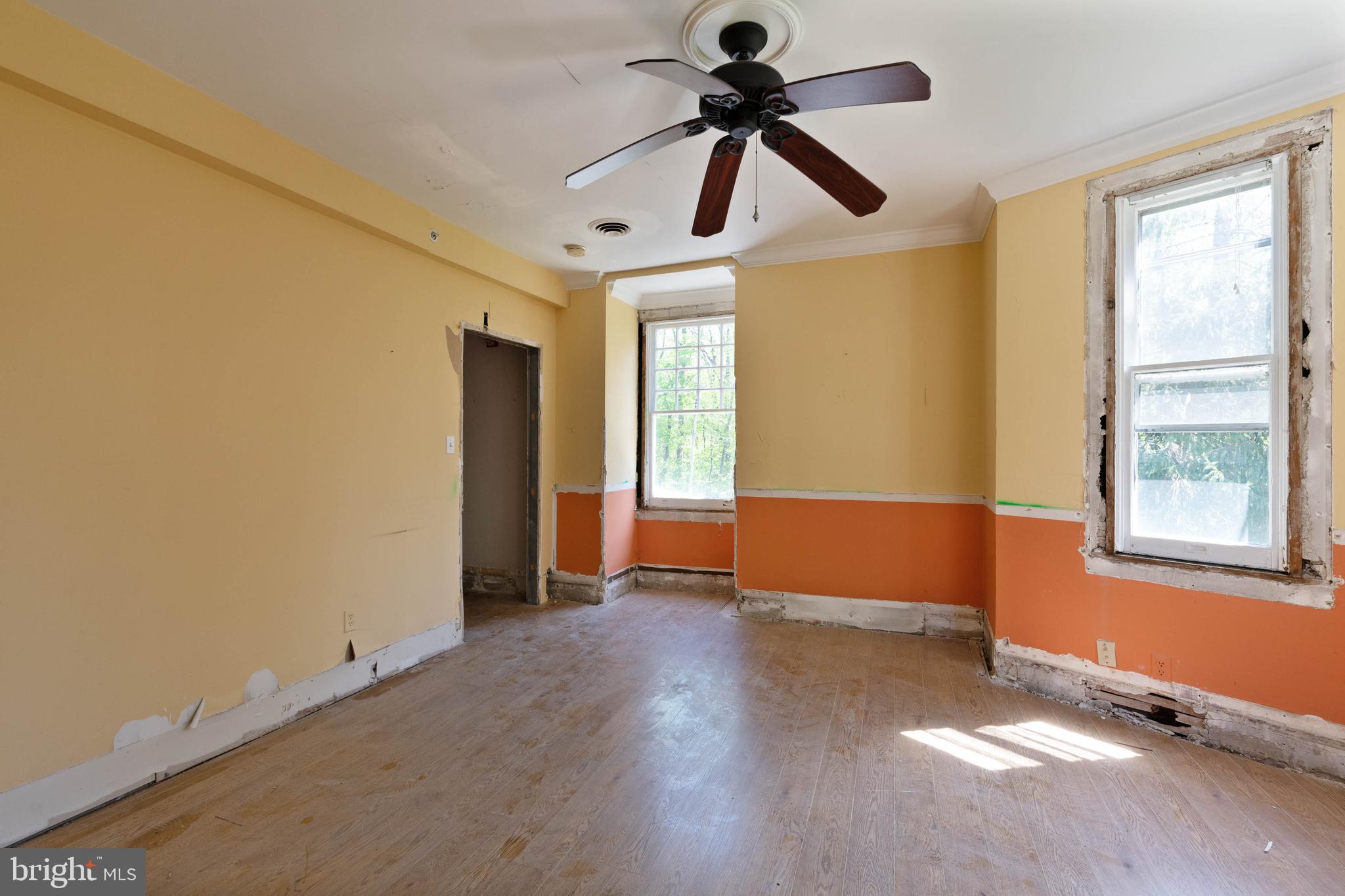600 Sudbrook Road Baltimore, MD 21208 - Photo 25 of 49 Room view from right