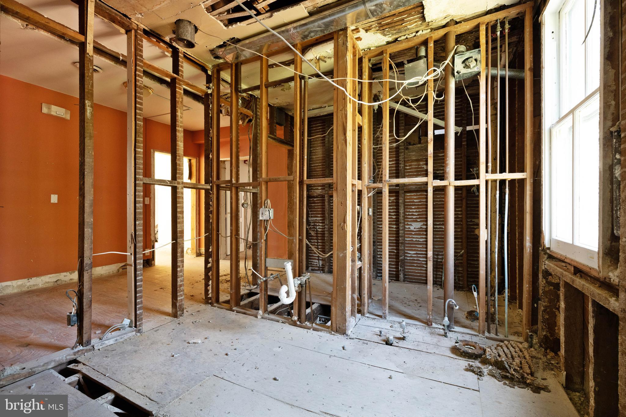 600 Sudbrook Road Baltimore, MD 21208 - Photo 36 of 49 View of open area to update