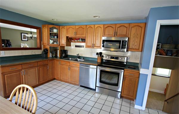 110 College Road Bridgewater, MA 02324 - Photo 5 of 13 Gallery Image 5