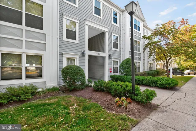 $269,900 | 14101 Valleyfield Drive, Unit 114, Silver Spring, MD 20906