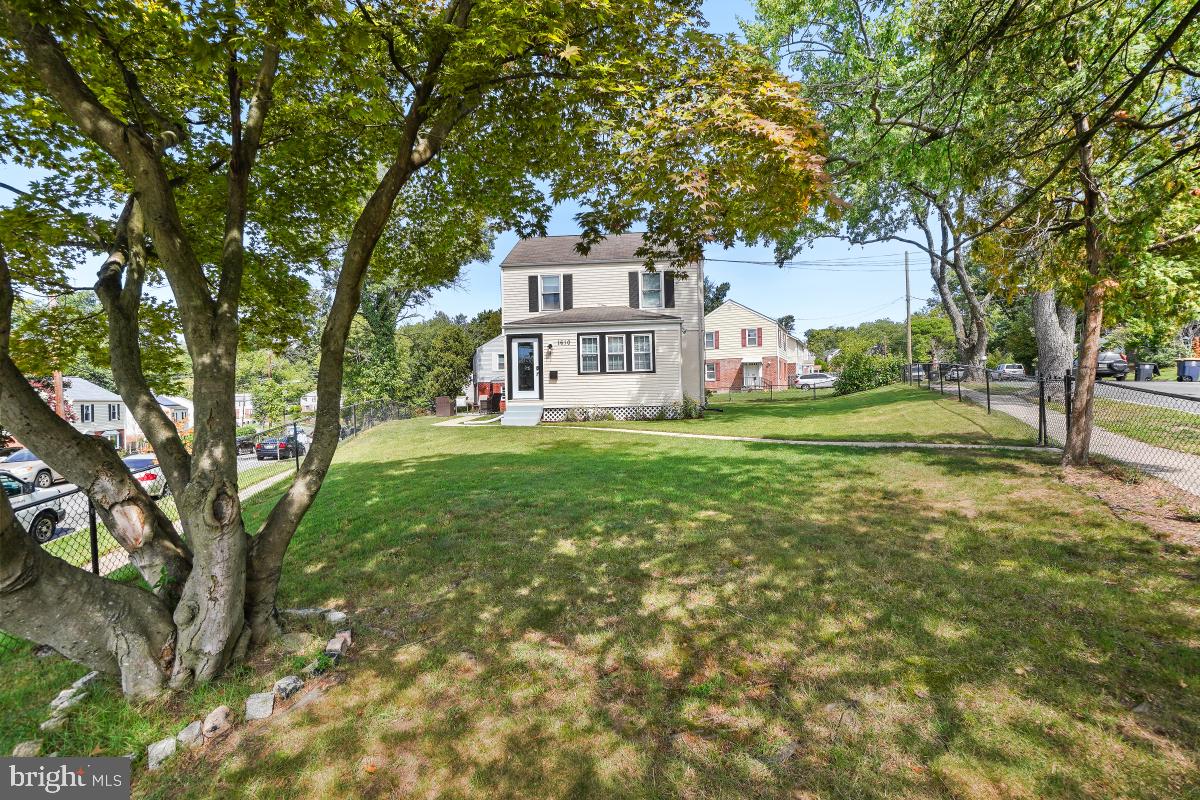 1610 Amherst Road Hyattsville, MD 20783 - Photo 3 of 46 Gallery Image 3