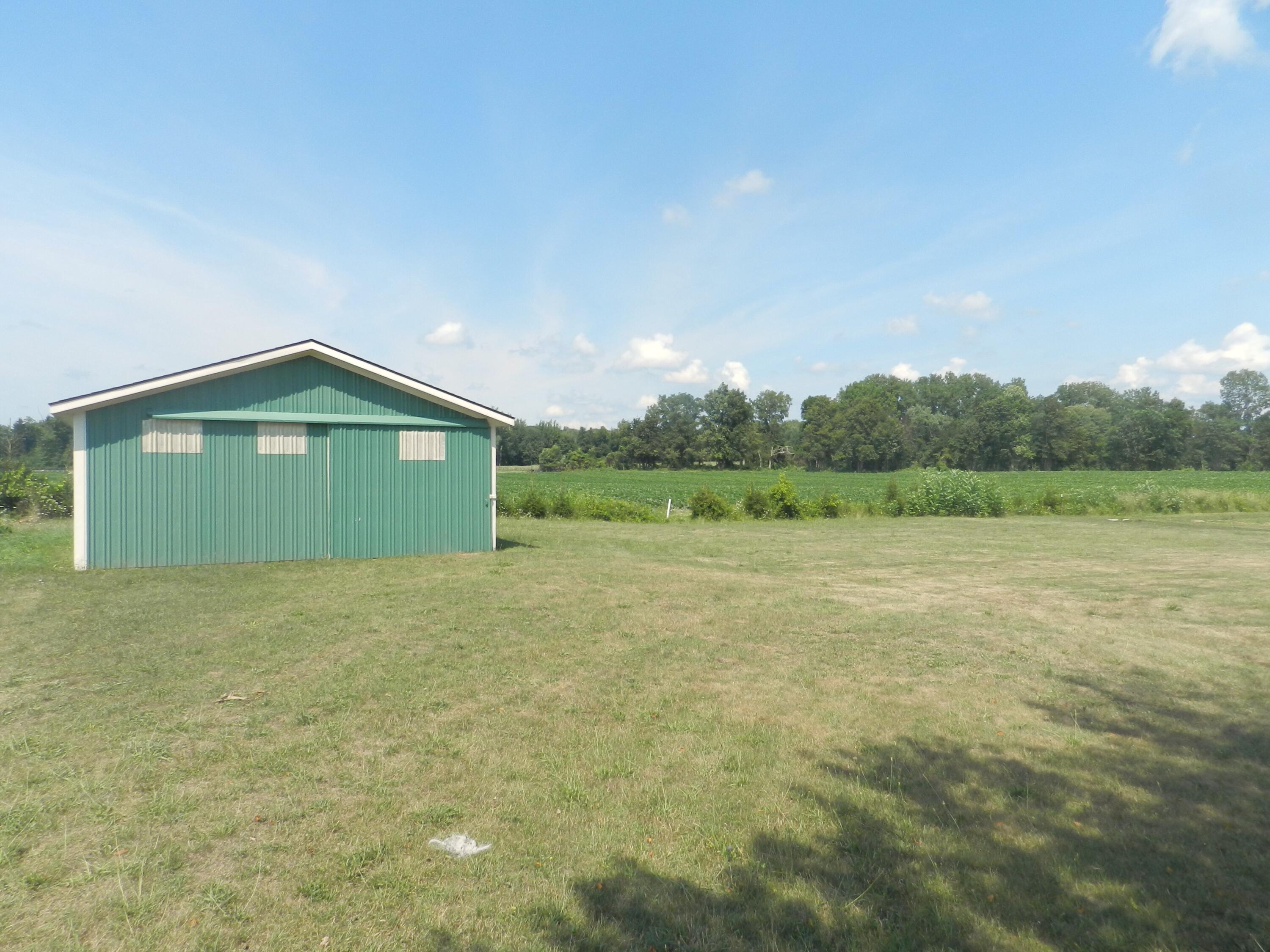 4495 Oxbow Road Sodus, MI 49126 - Photo 22 of 30 DSCN0090
