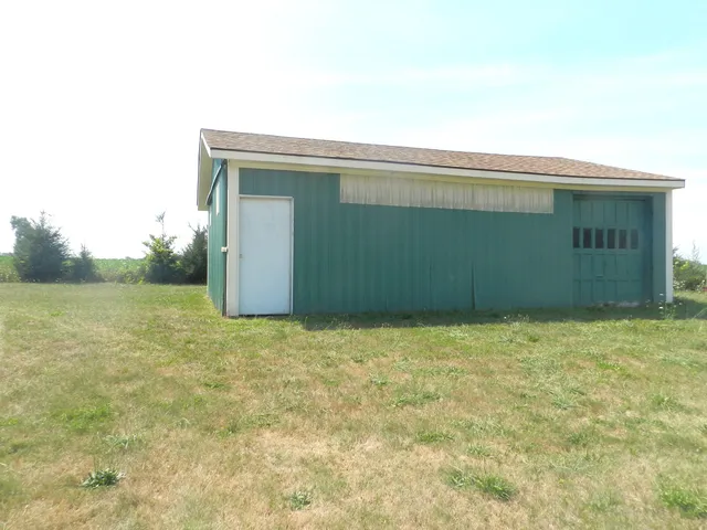 $259,900 | 4495 Oxbow Road, Sodus, MI 49126