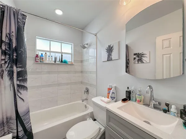 $297,000 | 1611 West Avenue, Unit 9, Miami Beach, FL 33139