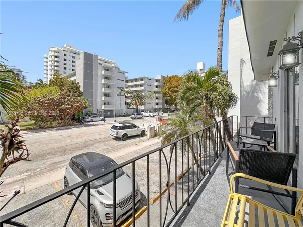 $297,000 | 1611 West Avenue, Unit 9, Miami Beach, FL 33139