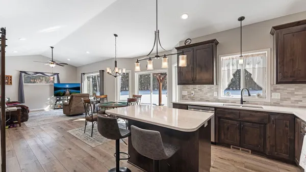 $399,900 | 1400 Carriage Hill Drive, Hinckley, MN 55037