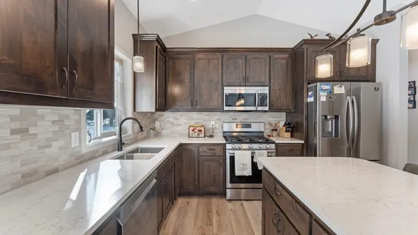 $399,900 | 1400 Carriage Hill Drive, Hinckley, MN 55037