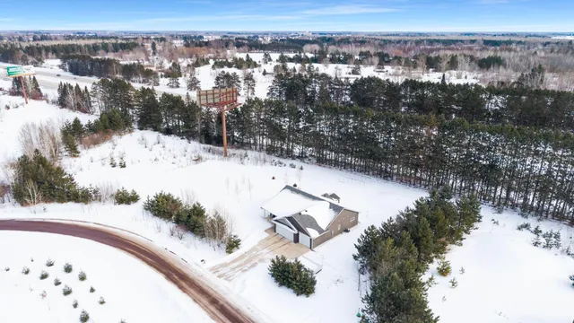 $399,900 | 1400 Carriage Hill Drive, Hinckley, MN 55037