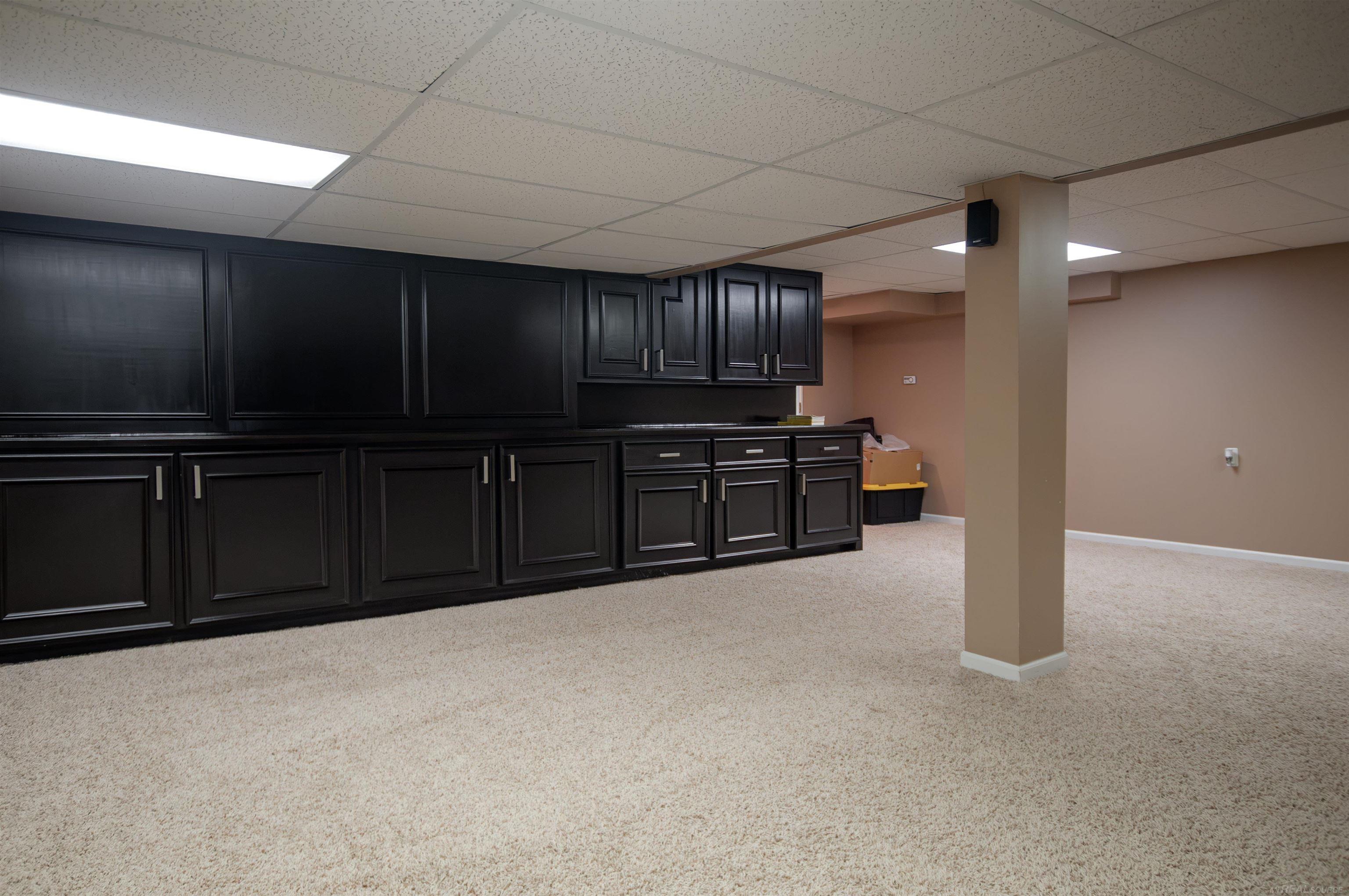 1010 Canterbury Road Grosse Pointe Woods, MI 48236 - Photo 55 of 65