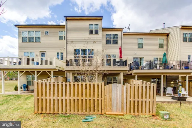 $709,900 | 6679 Bartrams Forest Lane, Haymarket, VA 20169