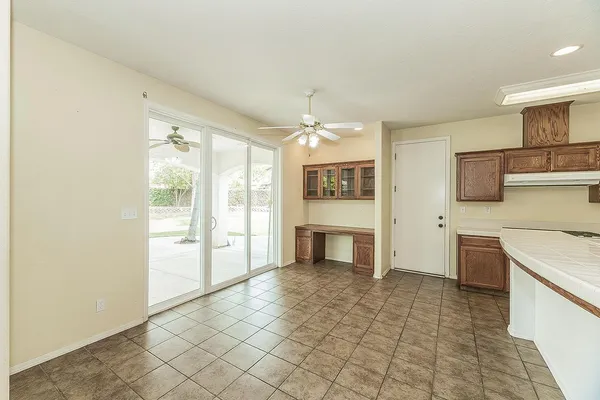 $595,000 | 1377 Fenmore Avenue, Sanger, CA 93657