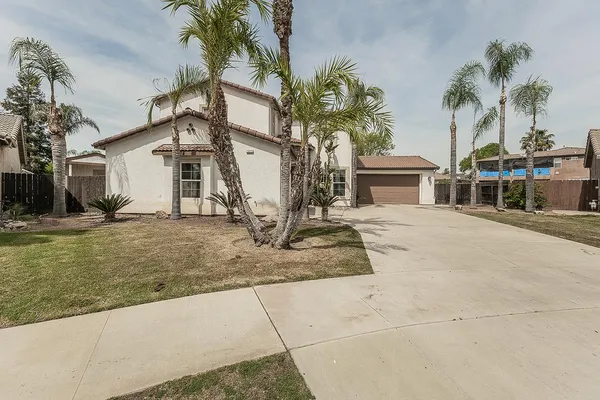 $595,000 | 1377 Fenmore Avenue, Sanger, CA 93657