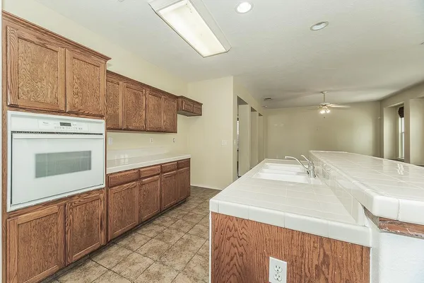 $595,000 | 1377 Fenmore Avenue, Sanger, CA 93657