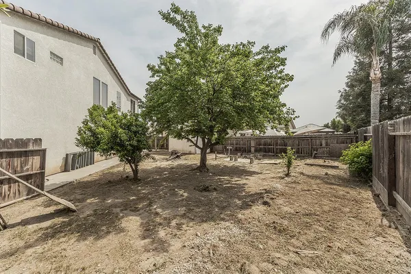 $595,000 | 1377 Fenmore Avenue, Sanger, CA 93657