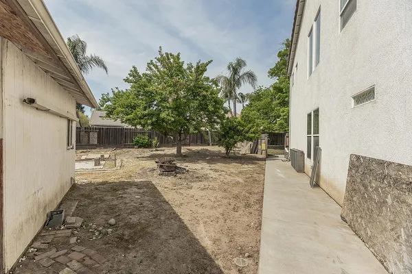 $595,000 | 1377 Fenmore Avenue, Sanger, CA 93657