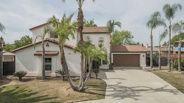 $595,000 | 1377 Fenmore Avenue, Sanger, CA 93657