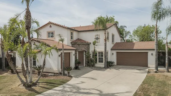 $595,000 | 1377 Fenmore Avenue, Sanger, CA 93657