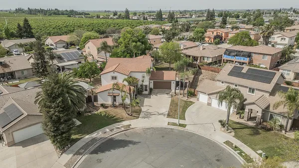 $595,000 | 1377 Fenmore Avenue, Sanger, CA 93657
