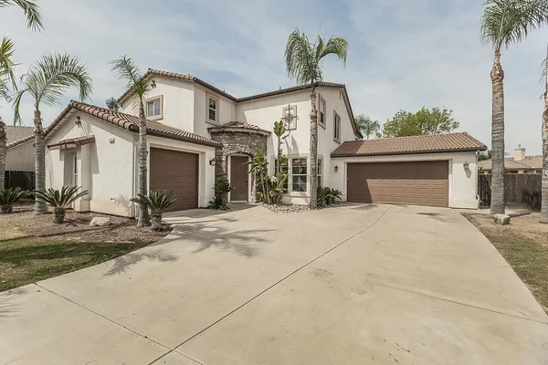 $595,000 | 1377 Fenmore Avenue, Sanger, CA 93657
