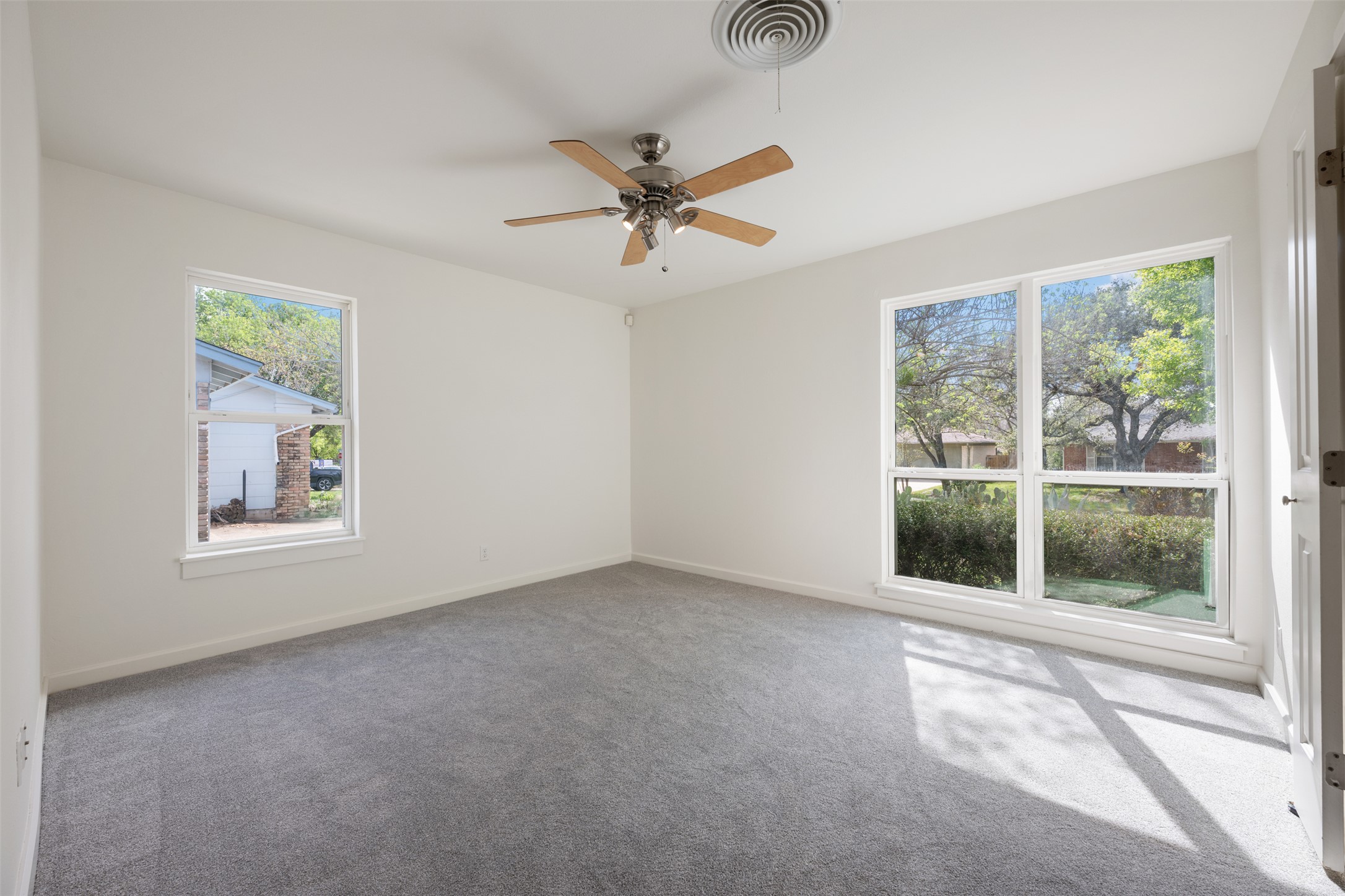 5507 Mapleleaf Drive Austin, TX 78723 - Photo 20 of 38