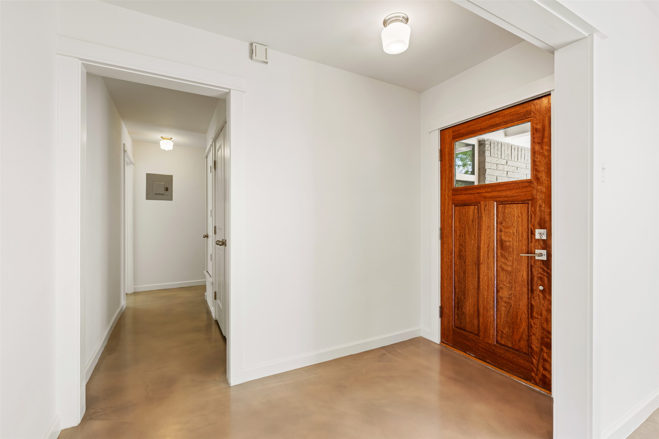 5507 Mapleleaf Drive Austin, TX 78723 - Photo 6 of 38