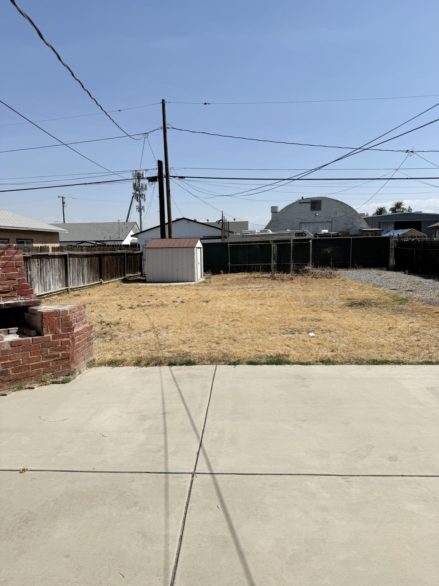 137 North H Street Exeter, CA 93221 - Photo 15 of 22 IMG_1543