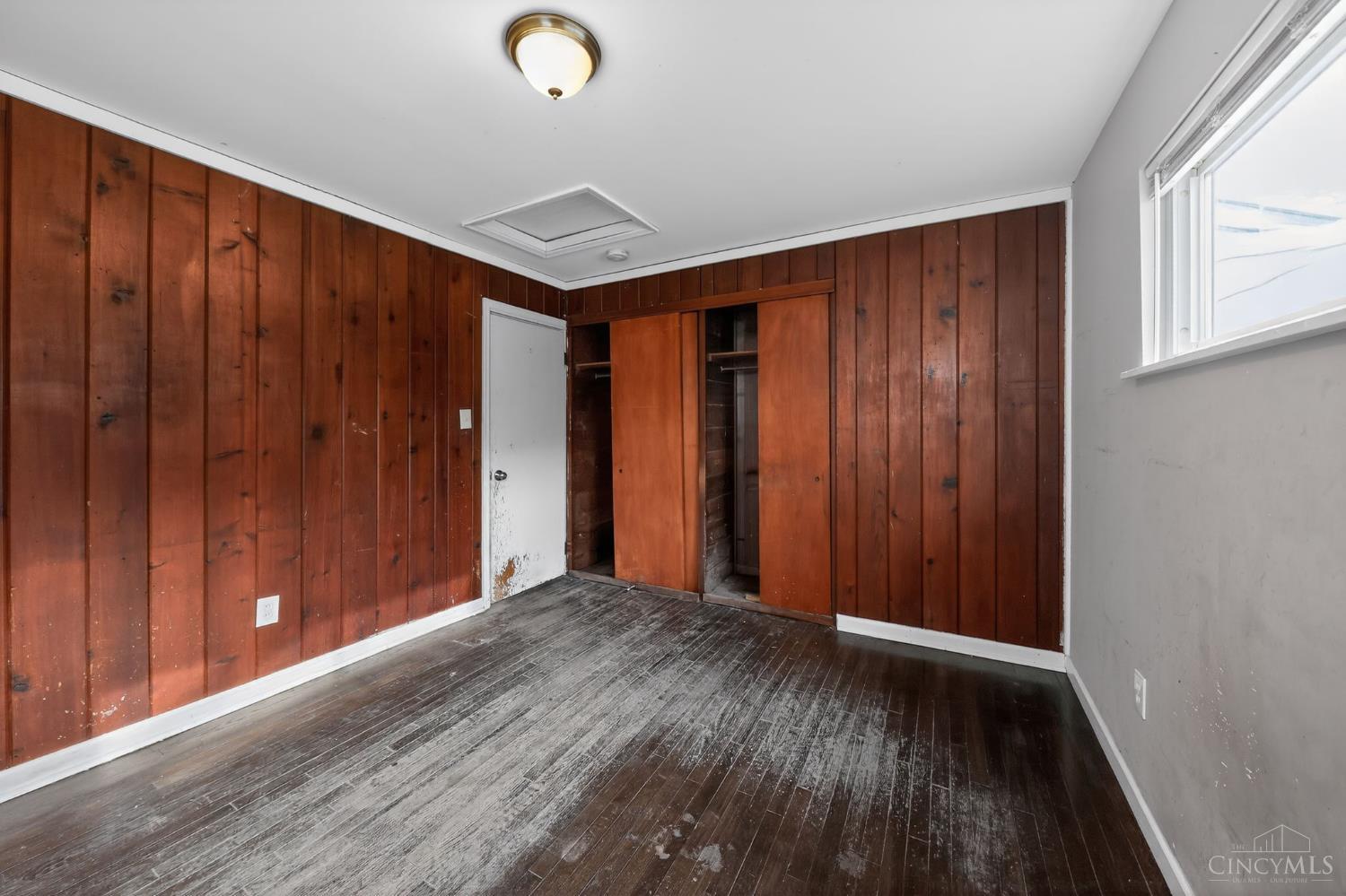 408 Roebling Road Cincinnati, OH 45204 - Photo 20 of 30