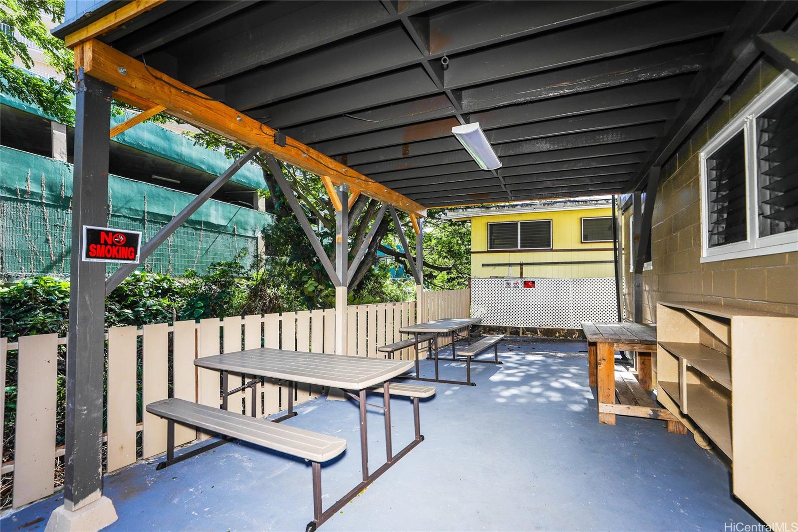 1641 Stillman Lane Honolulu, HI 96817 - Photo 17 of 25 a view of porch with a bench