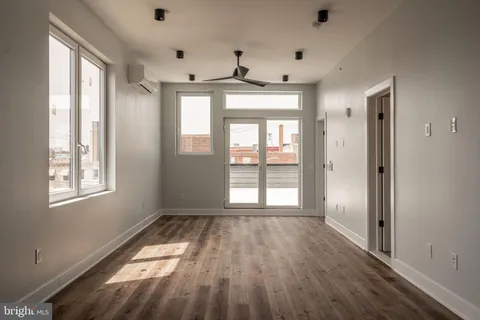 $2,100 | 2342 North 6th Street, Unit 101, Philadelphia, PA 19133