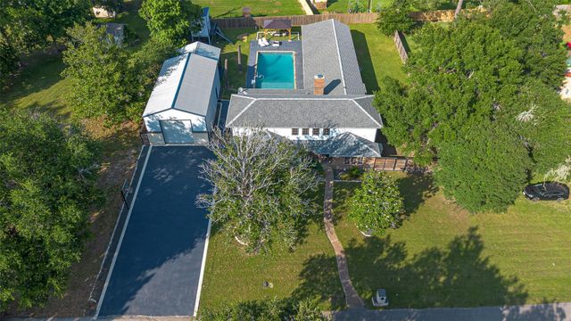 $595,000 | 218 Beaumont Drive, Magnolia, TX 77354