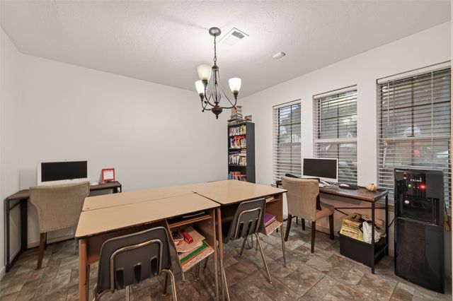 $595,000 | 218 Beaumont Drive, Magnolia, TX 77354