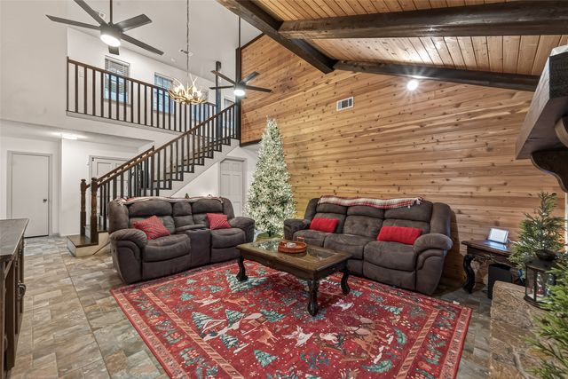 $595,000 | 218 Beaumont Drive, Magnolia, TX 77354