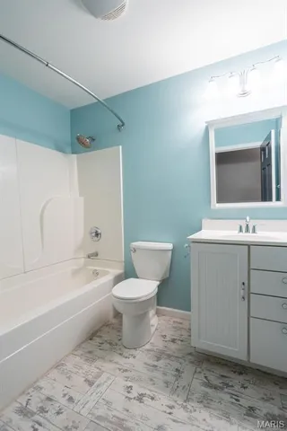 $285,000 | 27 Carr Park Road, Belleville, IL 62223