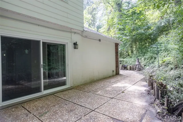 $285,000 | 27 Carr Park Road, Belleville, IL 62223