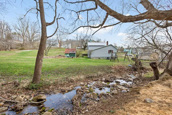 $220,000 | 121 Branch Road, Eagle Rock, VA 24085