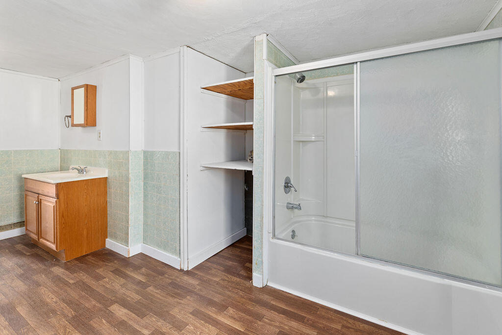 121 Branch Road Eagle Rock, VA 24085 - Photo 22 of 36 _80A6981