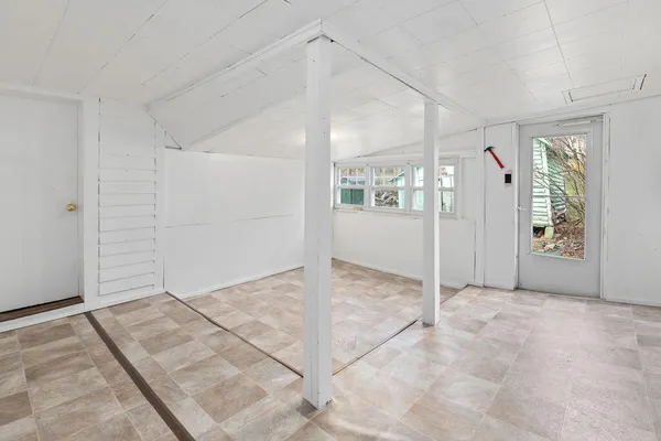 $220,000 | 121 Branch Road, Eagle Rock, VA 24085