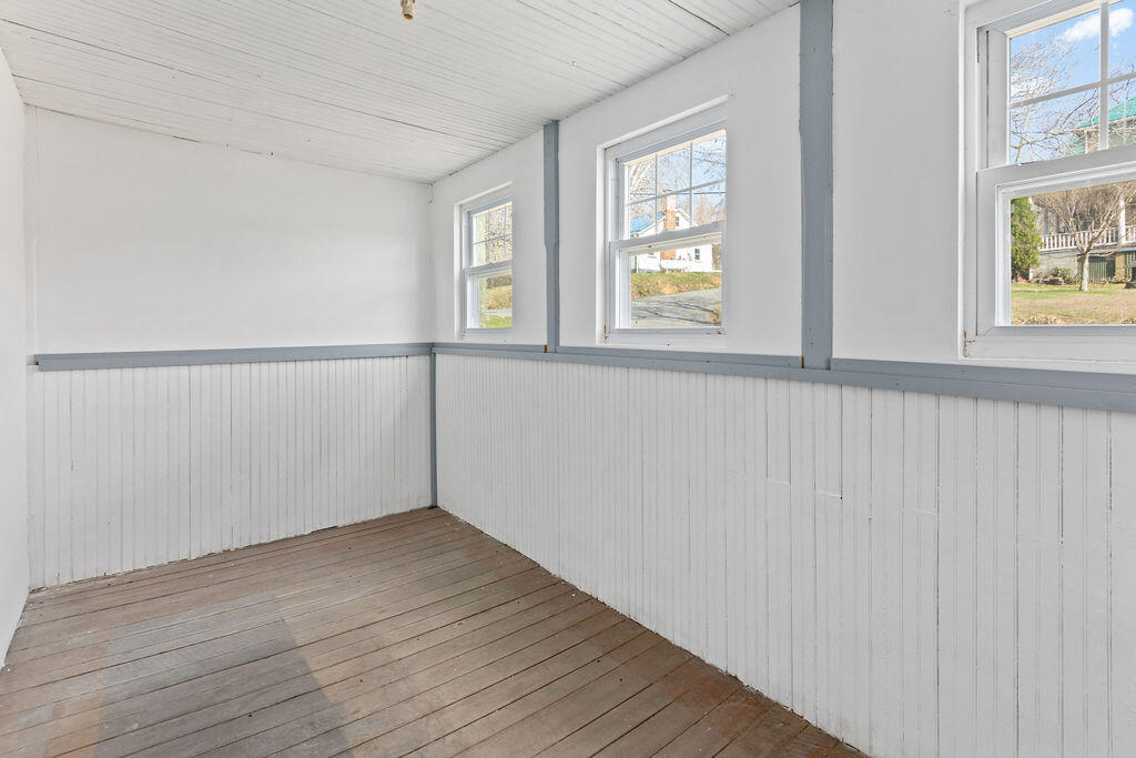 121 Branch Road Eagle Rock, VA 24085 - Photo 32 of 36 _80A7027