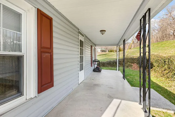 $220,000 | 121 Branch Road, Eagle Rock, VA 24085