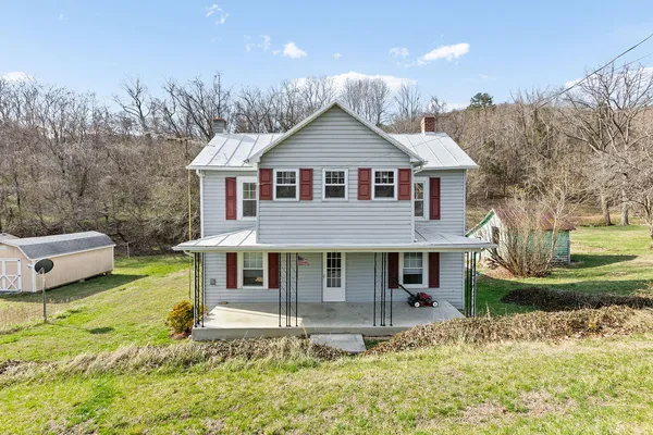 $220,000 | 121 Branch Road, Eagle Rock, VA 24085