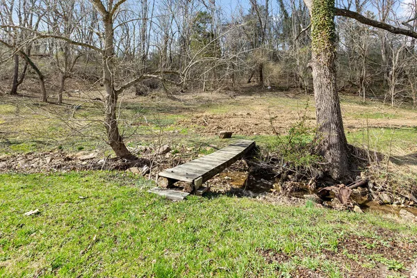 $220,000 | 121 Branch Road, Eagle Rock, VA 24085